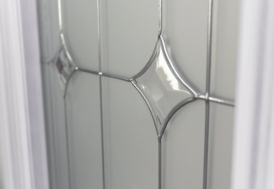 Межкомнатные двери с витражами