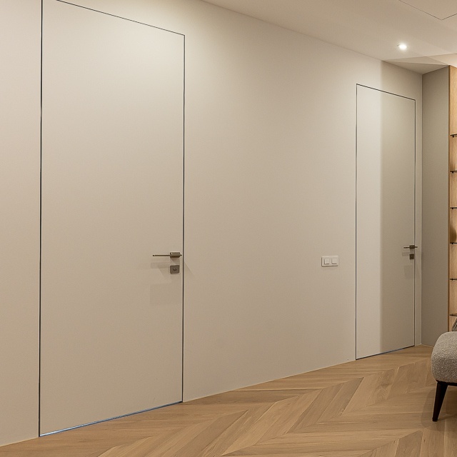 Как выбрать двери для коттеджа